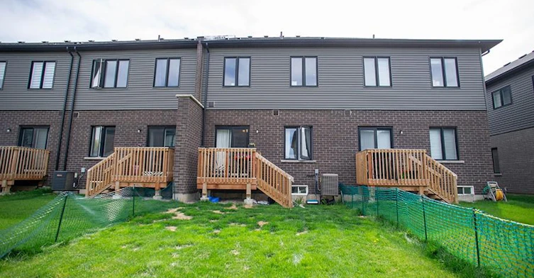 31 Wakeling Drive, Brantford, ON, N3V 0B8 - 32