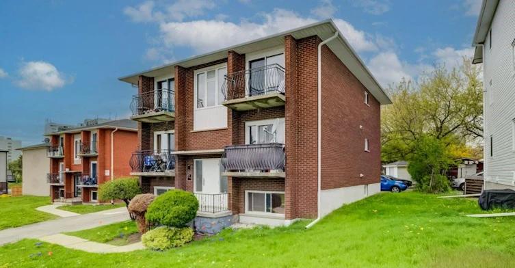 6-628 Victoria Street S, Kitchener, ON, N2M 3B1