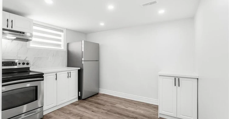 Lower-313 Ashbury Road, Oakville, ON, L6K 2M2 - 9