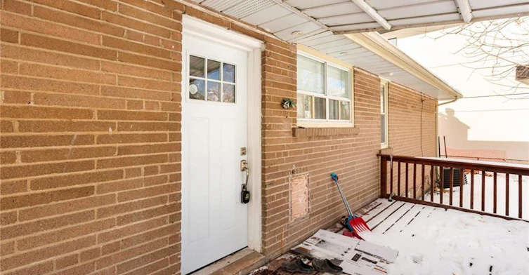Lower-313 Ashbury Road, Oakville, ON, L6K 2M2 - 2
