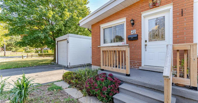 22 Balmoral Drive, Guelph, ON, N1E 3N6 - 4