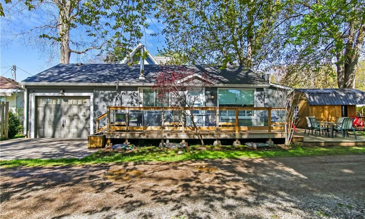 4 Tyler Street