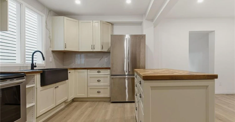 1-94 East 35th Street, Hamilton, ON, L8V 3Y1 - 5