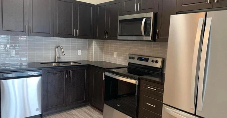 1009-128 King Street N, Waterloo, ON, N2J 0E9 - 3