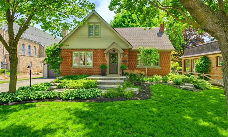 304 Parkside Drive