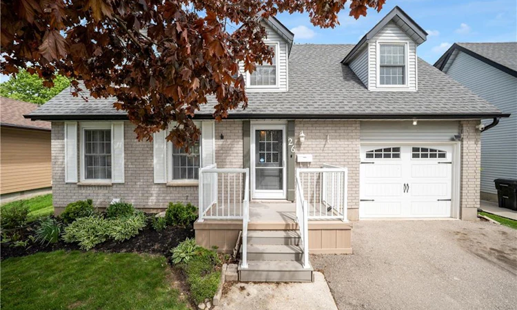 26 Peachtree Crescent