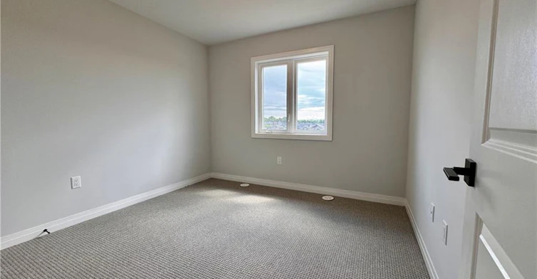 51-155 Equestrian Way, Cambridge, ON, N3E 0E8 - 4