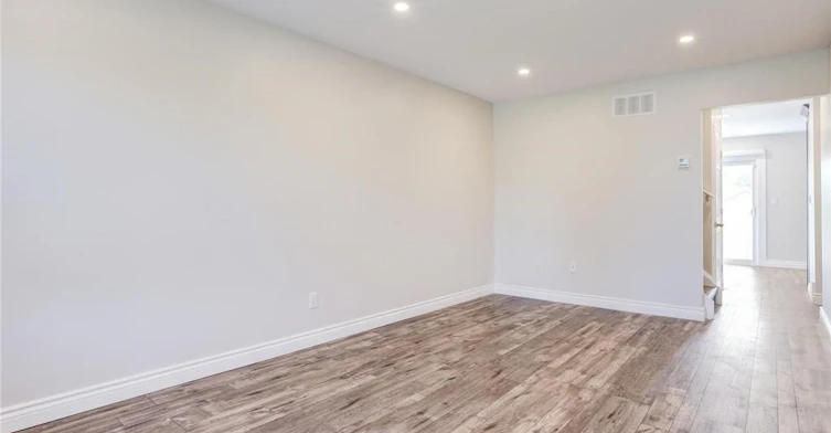 833 Doon Village Road, Kitchener, ON, N2P 1A1 - 4