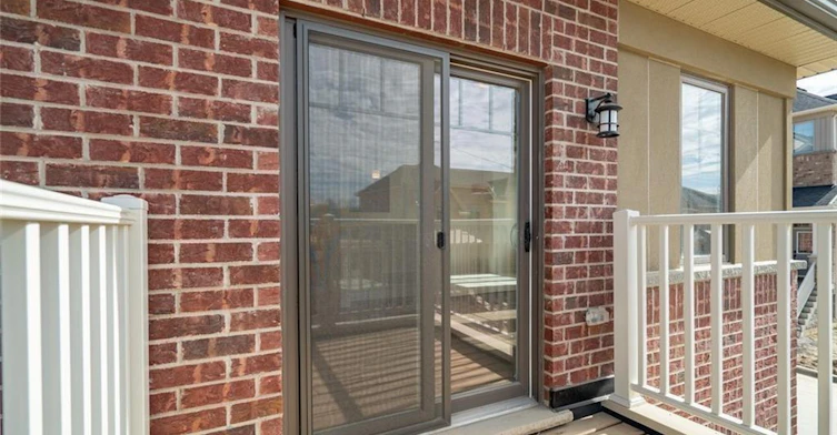 18 Birot Lane, Hamilton, ON, L9K 0K1 - 14