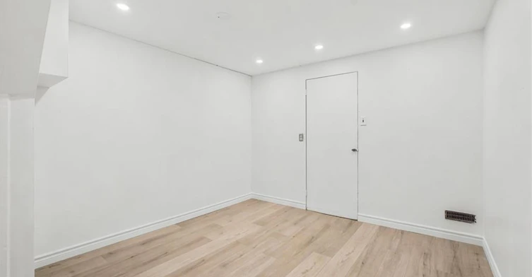 Basement-420 Elmwood Avenue, Hamilton, ON, L9C 1T7 - 11