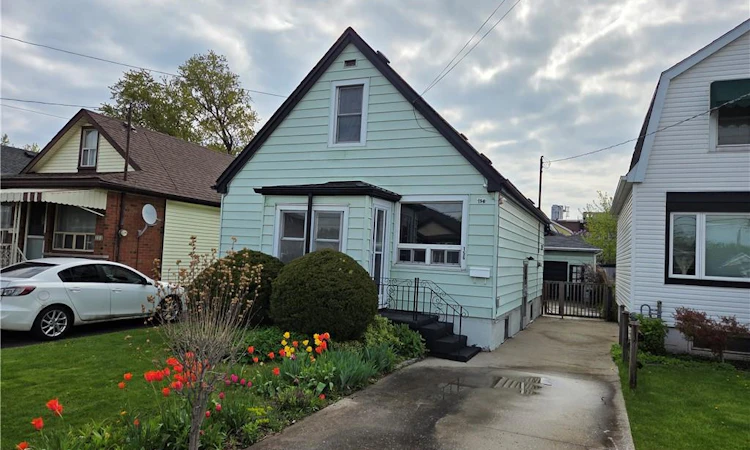 156 Adeline Avenue