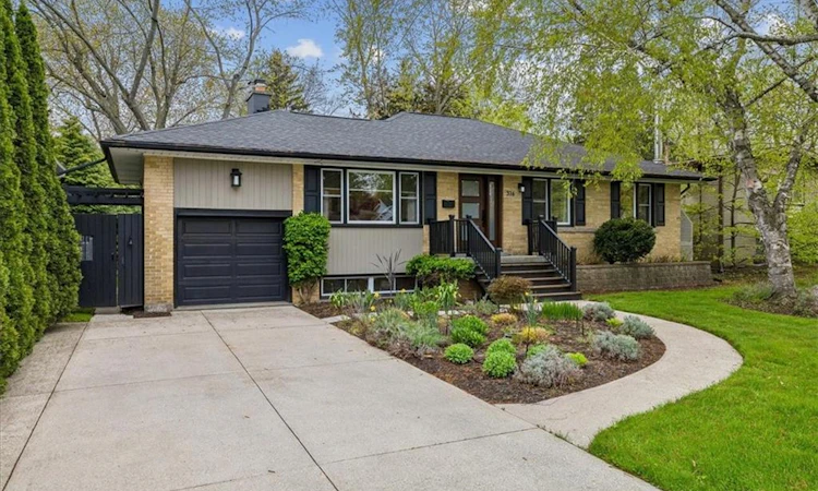 316 River Side Drive