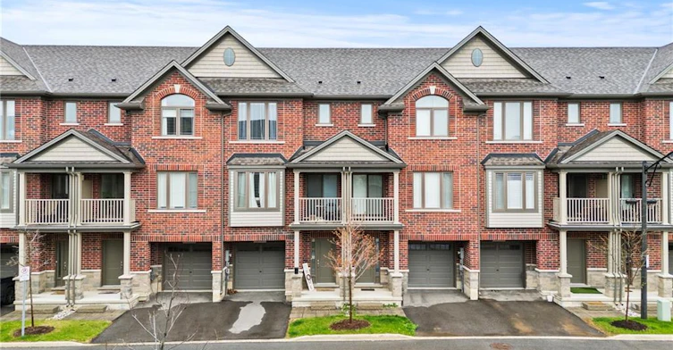 4-19 Picardy Drive, Hamilton, ON, L8J 0M7