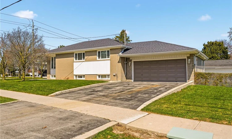 491 Warminster Drive