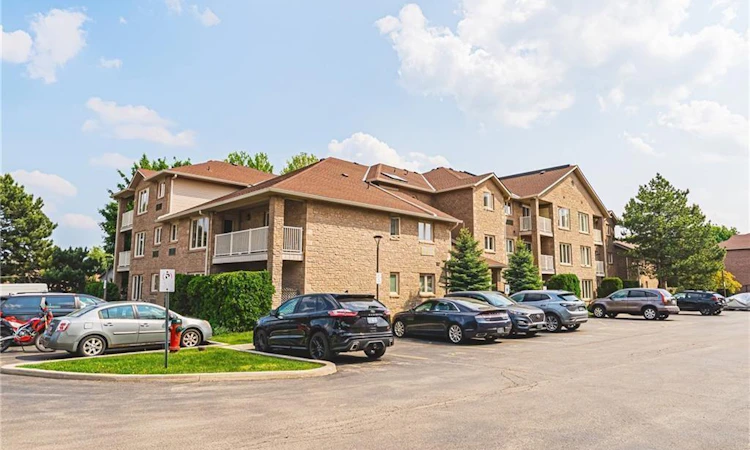 30-3050 Pinemeadow Drive