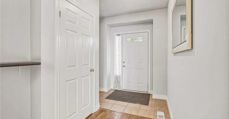 42-4045 Upper Middle Road, Burlington, ON, L7M 4S9 - 4