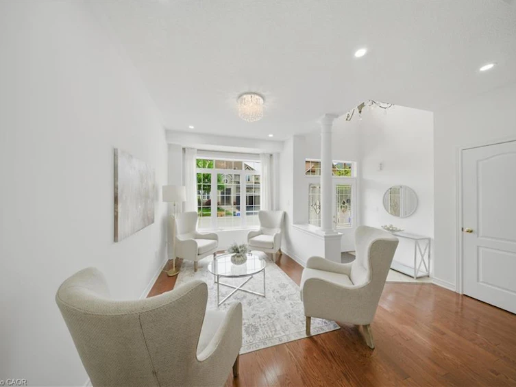 3071 Jenn Avenue, Burlington, ON, L7M 0C7 - 5
