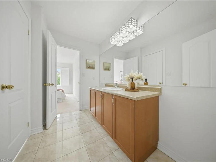 3071 Jenn Avenue, Burlington, ON, L7M 0C7 - 30