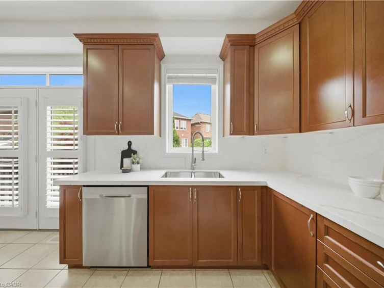 3071 Jenn Avenue, Burlington, ON, L7M 0C7 - 17