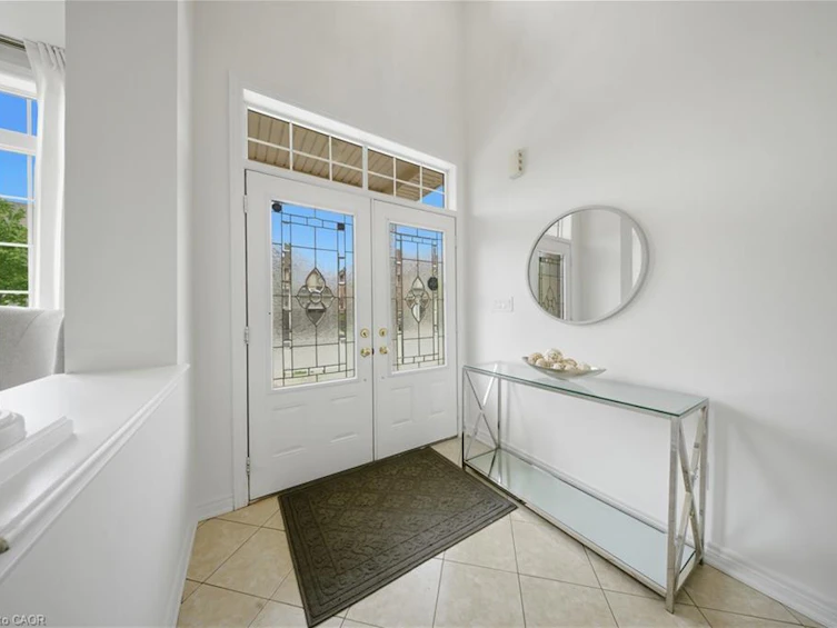 3071 Jenn Avenue, Burlington, ON, L7M 0C7 - 2