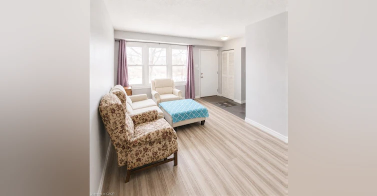 3-513 Quiet Place, Waterloo, ON, N2L 5L6 - 4