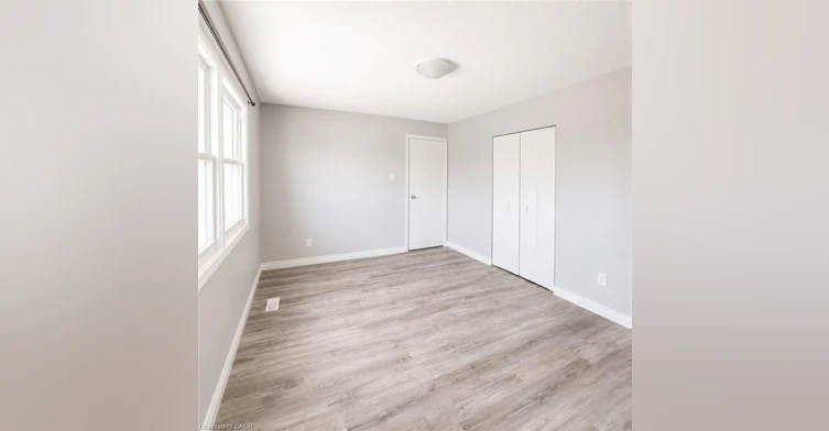3-513 Quiet Place, Waterloo, ON, N2L 5L6 - 2