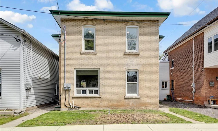 212 Chatham Street