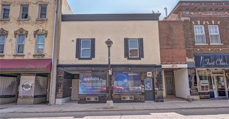 3-13-15 Ainslie Street, Cambridge, ON, N1R 3J3