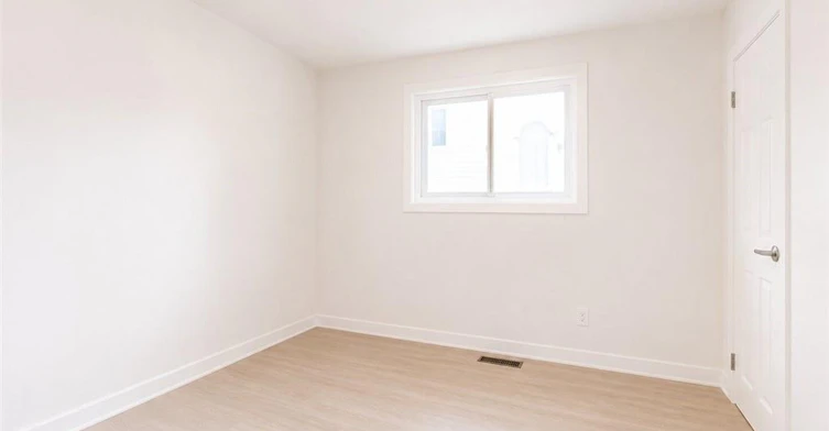 MAIN-20 Blackthorne Avenue, Hamilton, ON, L9A 4R8 - 11