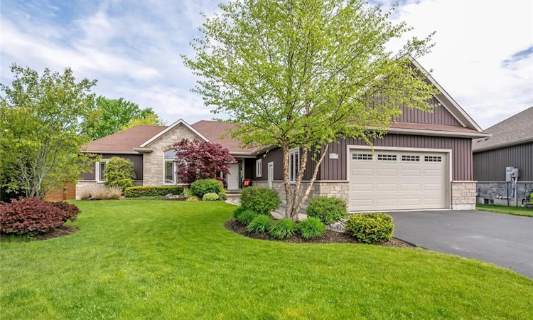 49 Postma Drive