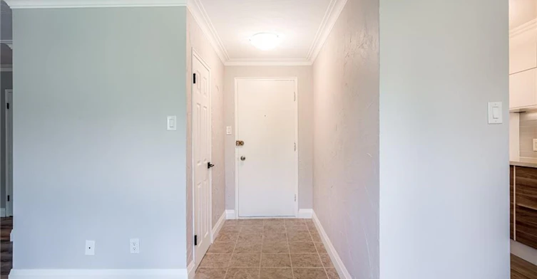 403-2052 Courtland Drive, Burlington, ON, L7R 1R8 - 2