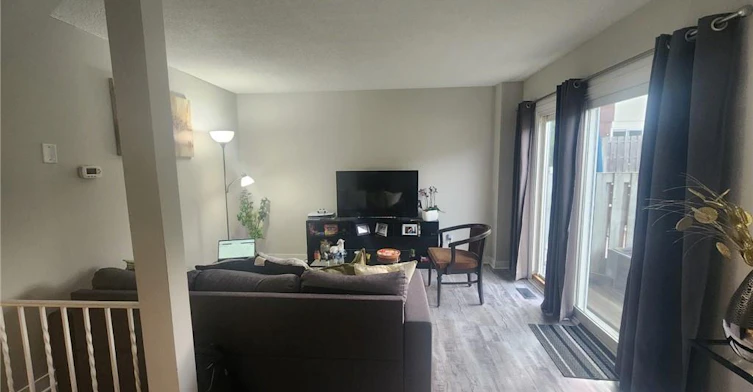 72-135 Chalmers Street S, Cambridge, ON, N1R 6M2 - 4