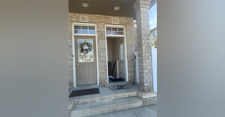 D5 - 240 Westmeadow Drive, Kitchener, ON, N2N 0A1