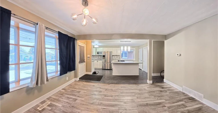 Upper-61 Bosworth Crescent, Kitchener, ON, N2E 1Y9 - 3