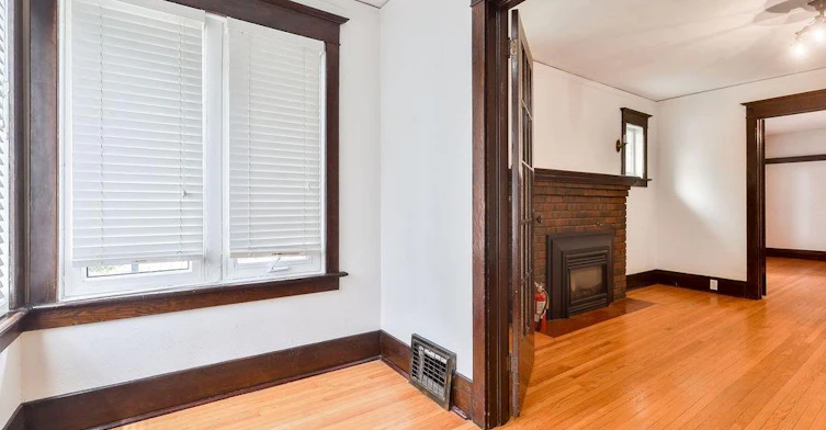 311 Queen Street S, Mississauga, ON, L5M 1L9 - 9