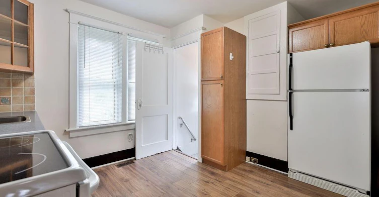 311 Queen Street S, Mississauga, ON, L5M 1L9 - 31