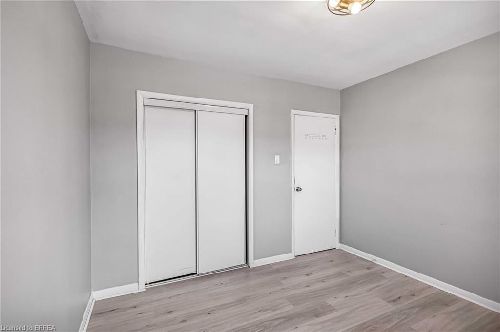 1887-1889 Wavell Street, London, ON, N5W 2E3 - 3