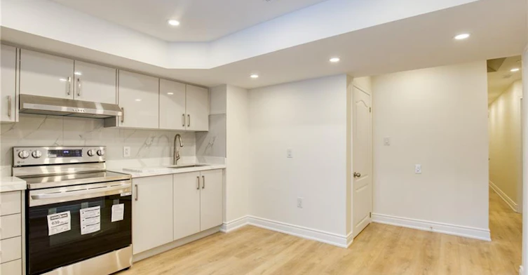 Bsmt-5557 Oscar Peterson Boulevard, Mississauga, ON, L5M 0M8 - 3