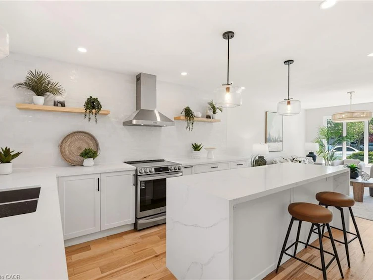 2347 Tweedsmuir Court, Burlington, ON, L7P 4K9 - 10