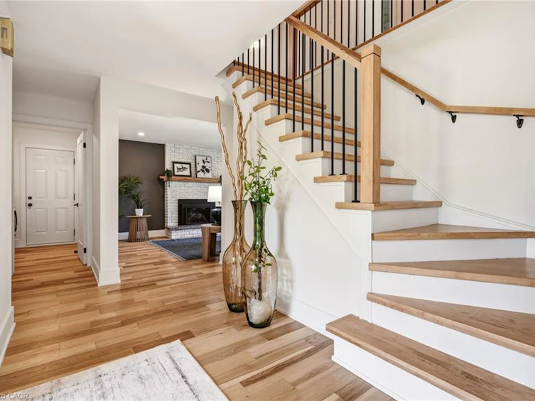2347 Tweedsmuir Court, Burlington, ON, L7P 4K9 - 22