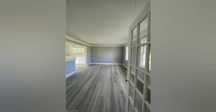 Upper-46 Plains Road E, Burlington, ON, L7T 2B9 - 4