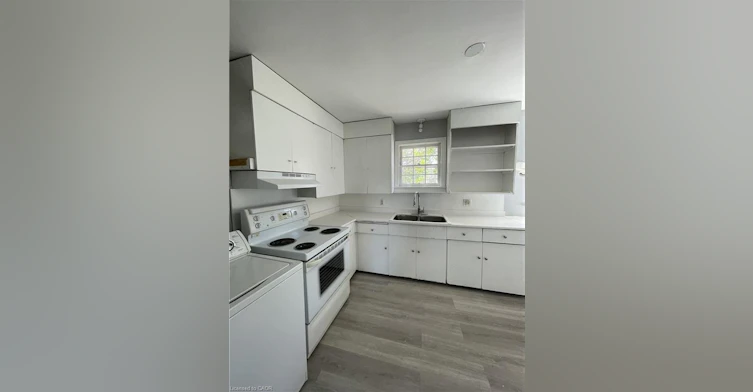 Upper-46 Plains Road E, Burlington, ON, L7T 2B9 - 5