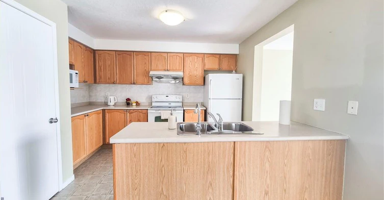 775 Karlsfeld Road, Waterloo, ON, N2T 2X2 - 3