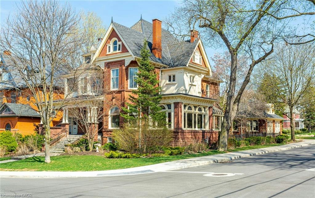 351-353 Bay Street S, Hamilton, ON, L8P 3J7