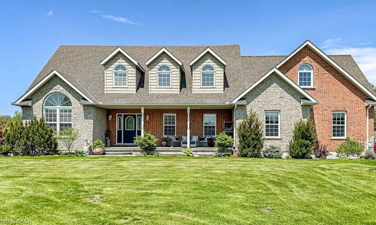 32A Haldimand Trail