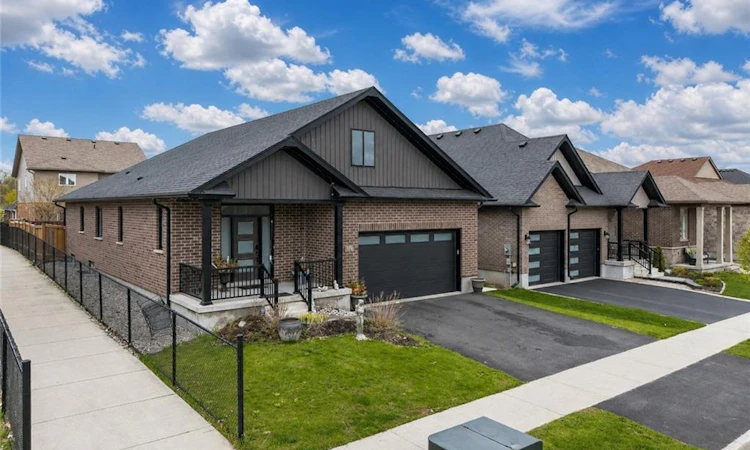 86 Woodberry Crescent