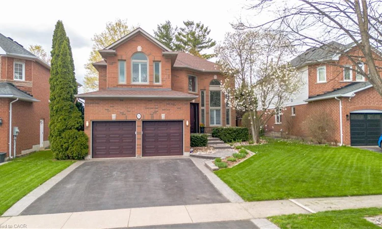 5 Shetland Drive