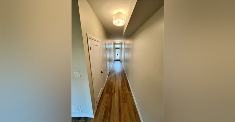 21-270 Melvin Avenue, Hamilton, ON, L8H 2K2 - 4