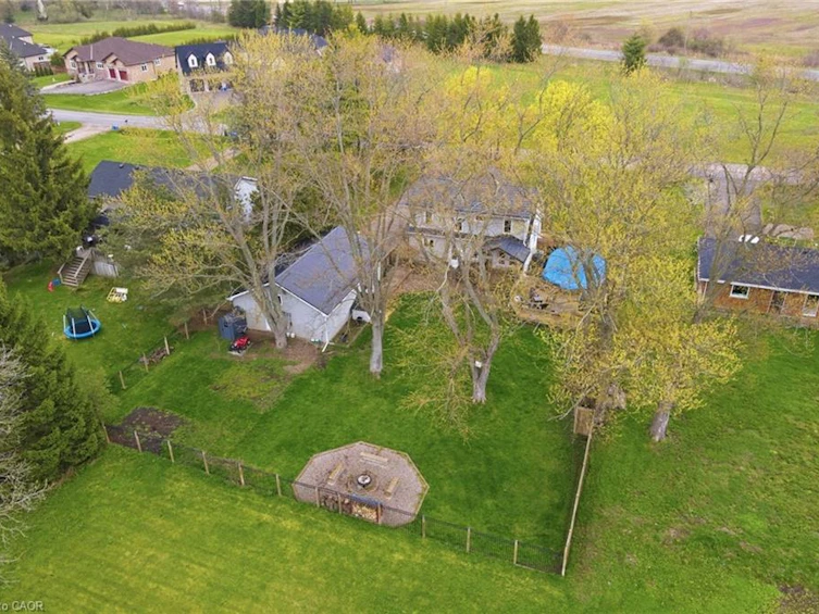 27 Blossom Avenue, Brant, ON, L3T 5L9 - 39