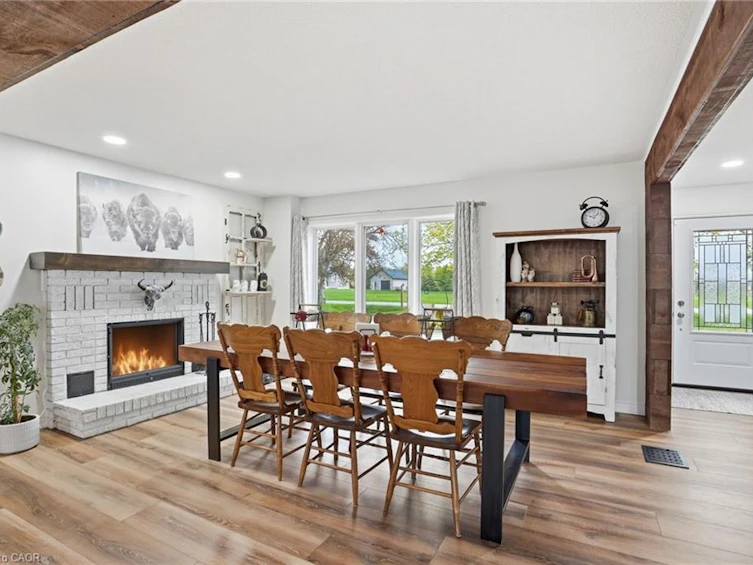 27 Blossom Avenue, Brant, ON, L3T 5L9 - 40
